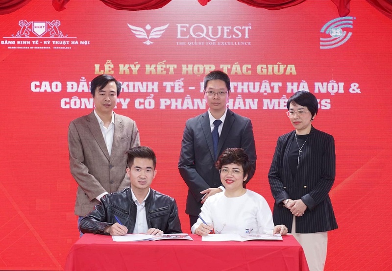 Học Cao đẳng Công nghệ Thông tin sở hữu ngay tấm hộ chiếu việc làm