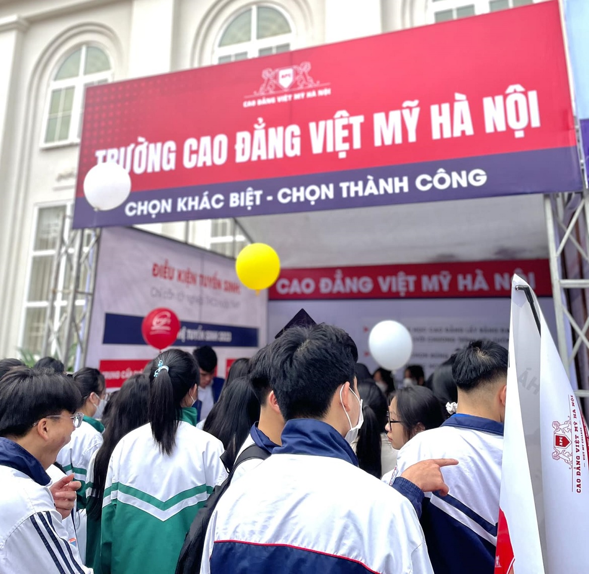 Cao đẳng Việt Mỹ Hà Nội tư vấn tuyển sinh 2023 