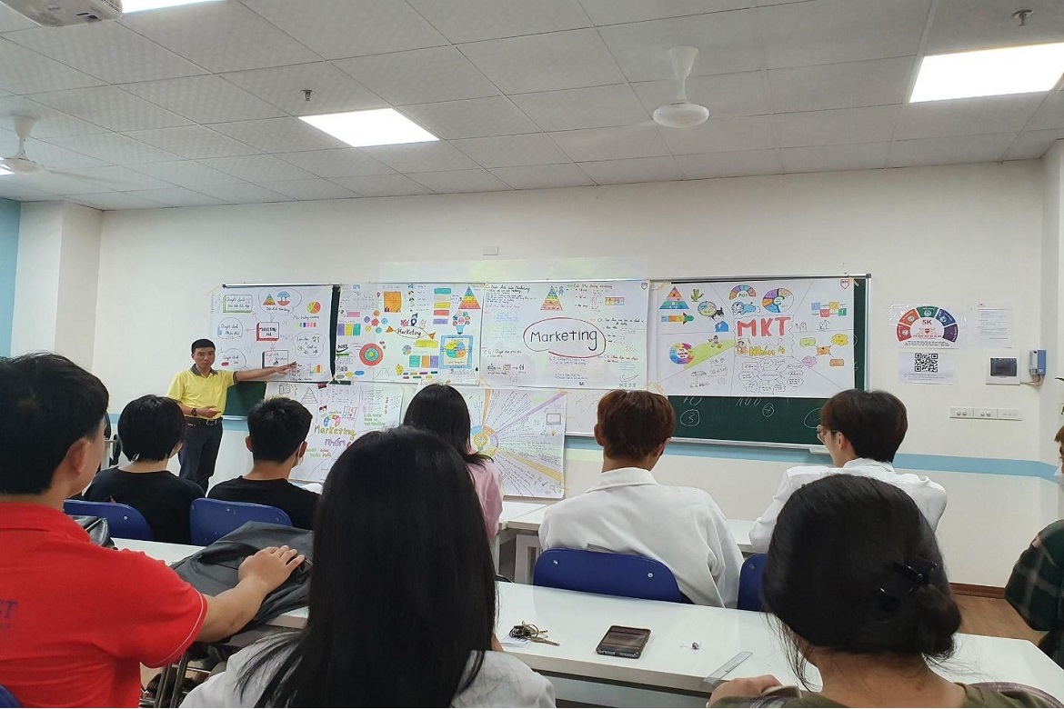 Một ngày học của sinh viên ngành Digital Marketing tại Cao đẳng Việt Mỹ Hà Nội - 2