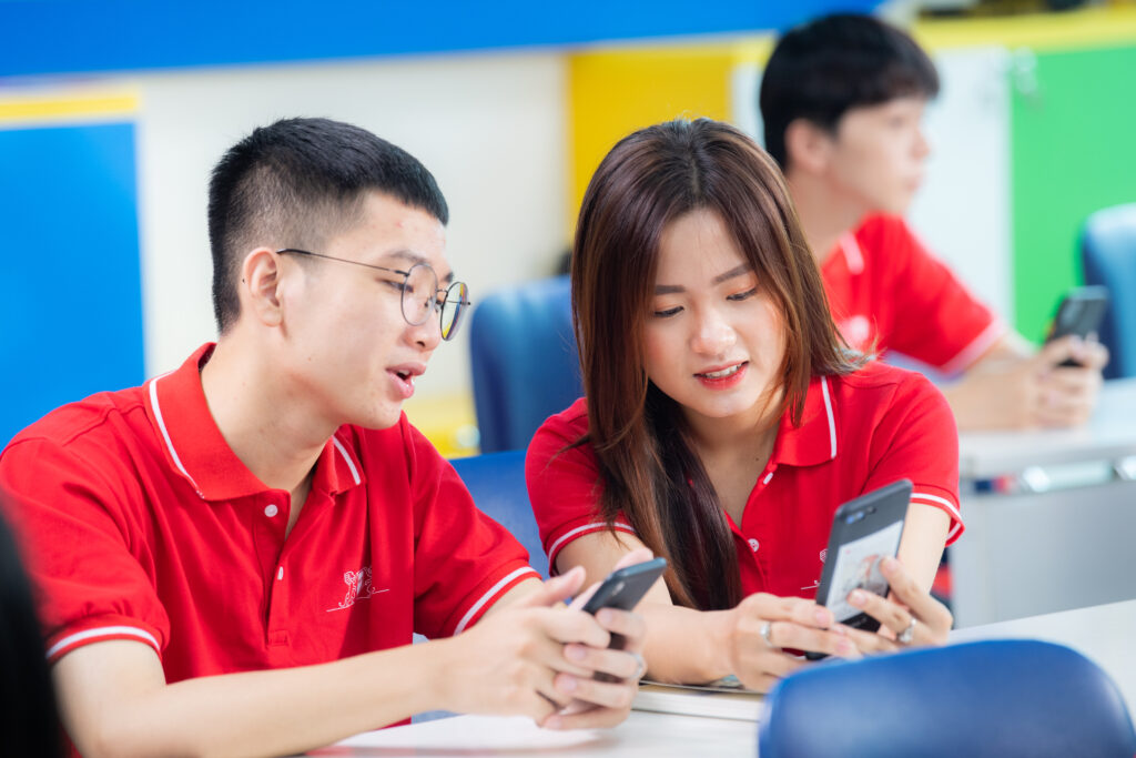 Tuyển sinh liên tục