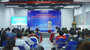 Hội thảo “Lợi thế cạnh tranh thời đại số cùng ngành Tiếng Trung & Thương mại điện tử”