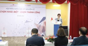 [Vietq.vn] Hiệu trưởng Trường Cao đẳng Việt Mỹ Hà Nội: ‘Đây là hội vàng để chuyển đổi số trong giáo dục’