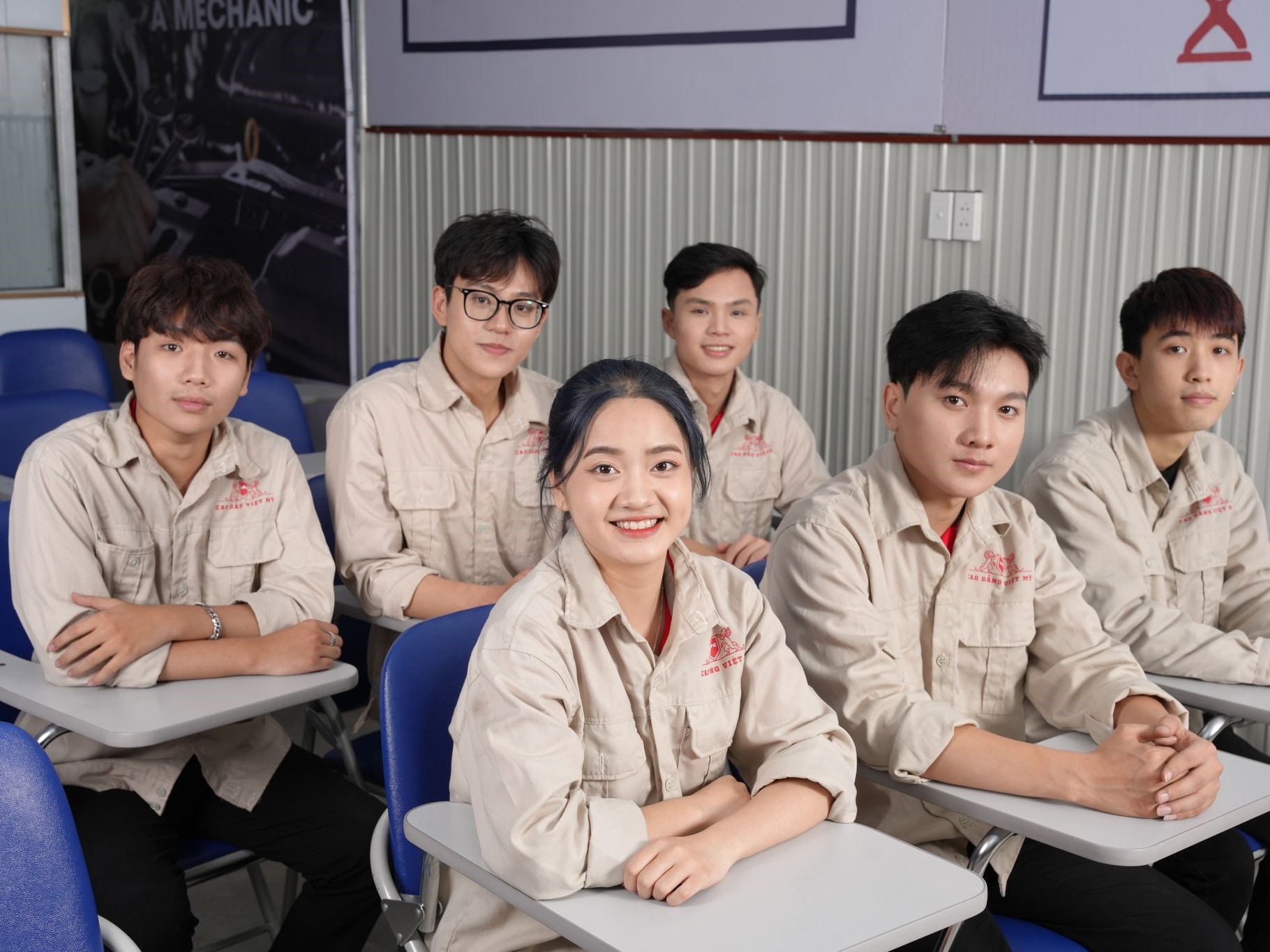 Tự Do Học Tập Và Phát Triển: Tại Sao Hệ 9+ Là Lựa Chọn Hoàn Hảo Cho Con Bạn?