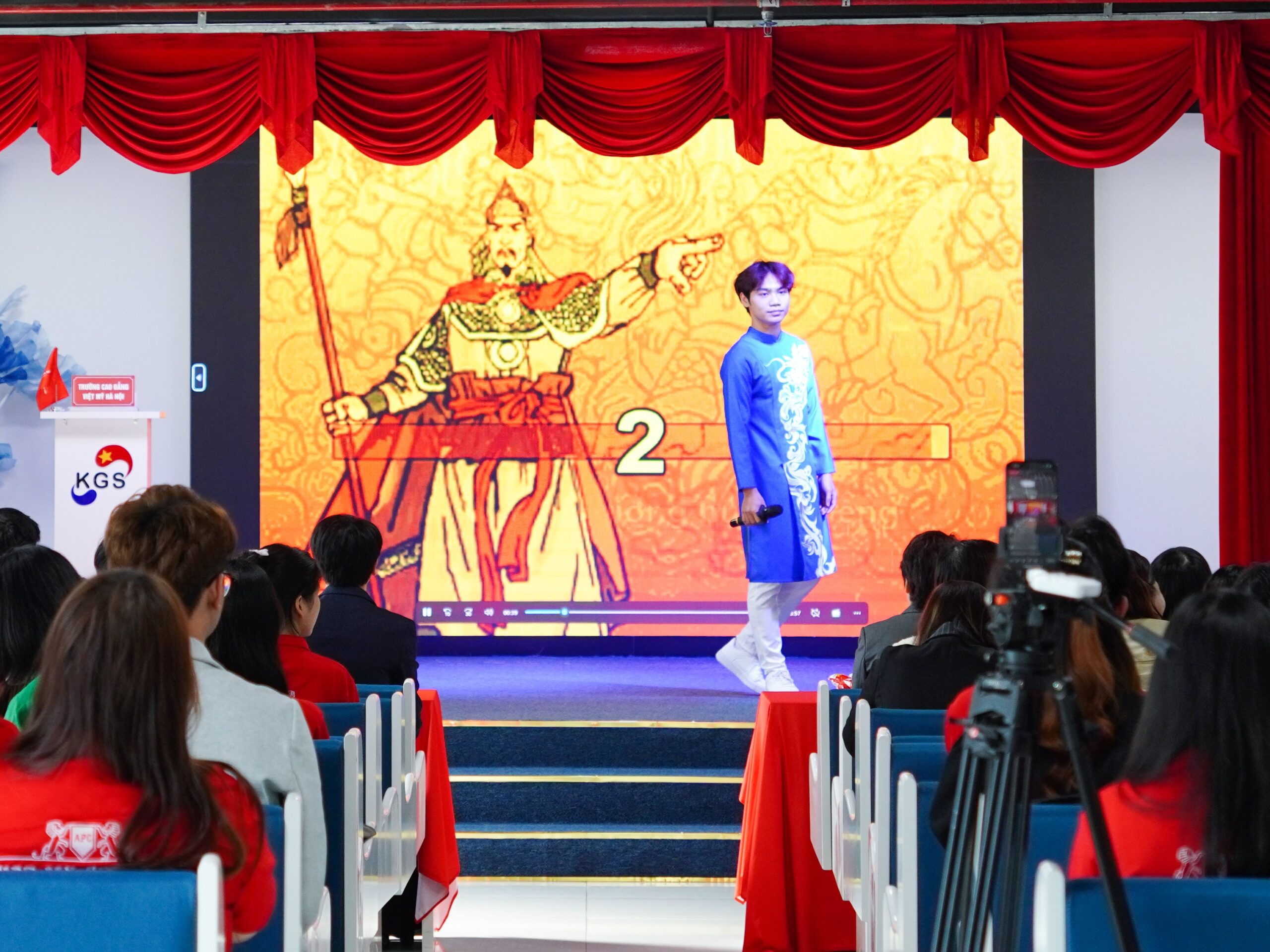 Sự Kiện Định Hướng Nghề Và Chào Tân Sinh Viên K23 Ngành Thiết Kế Đồ Hoạ