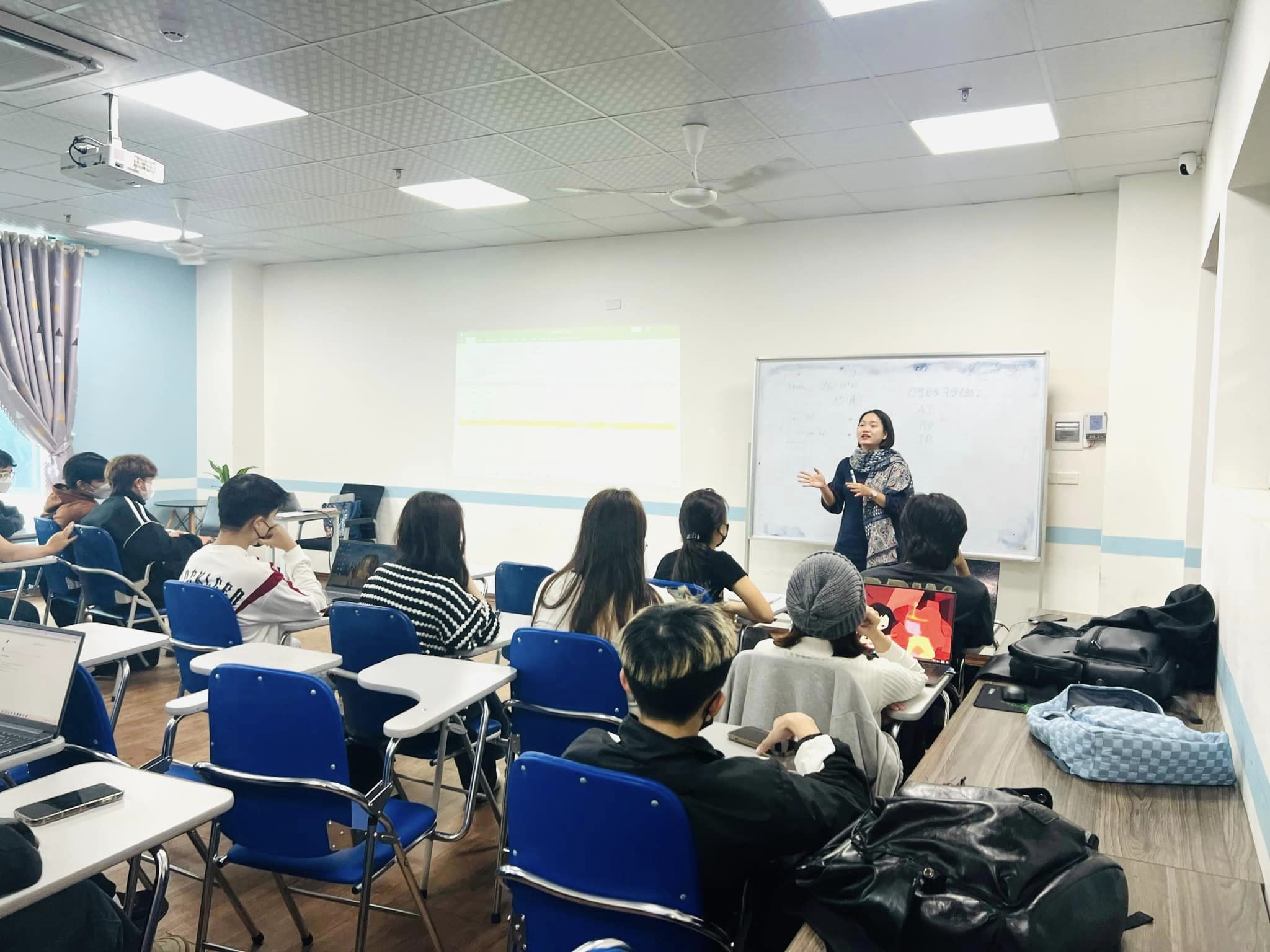 Ngành Thiết kế Đồ họa tại Cao đẳng Việt Mỹ Hà Nội có gì hấp dẫn?