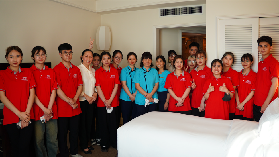 Học Cao đẳng Quản trị Khách sạn ra làm gì