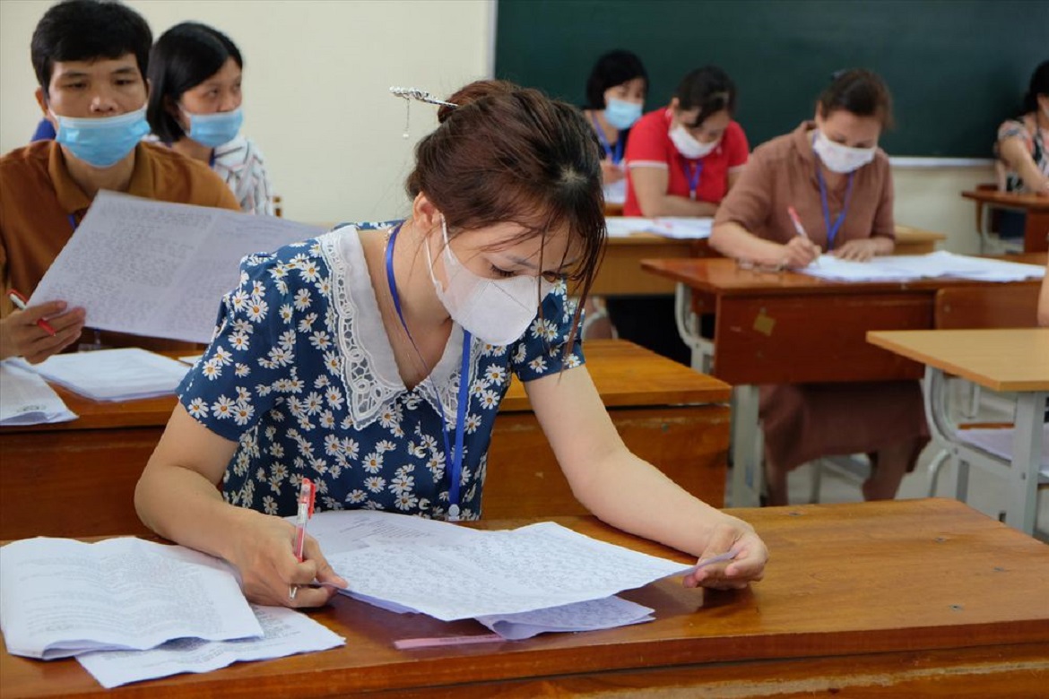 Chấm thi Ngữ văn xuất hiện bài thi xấp xỉ 10 điểm