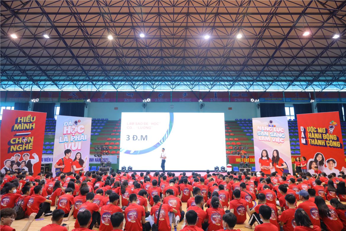 Trường Cao đẳng Kinh tế Kỹ thuật Hà Nội thông tin tuyển sinh 2021