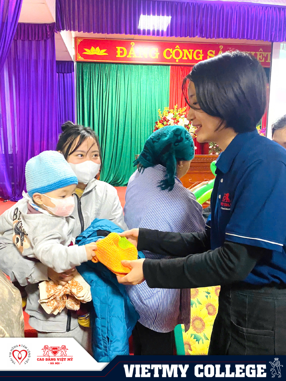 SINH VIÊN VÀ GIẢNG VIÊN CAO ĐẲNG VIỆT MỸ HÀ NỘI THAM GIA CHƯƠNG TRÌNH “TẾT YÊU THƯƠNG” TẠI HÀ GIANG