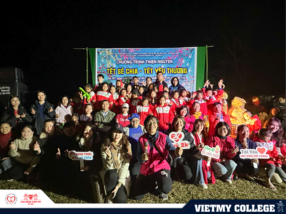 SINH VIÊN VÀ GIẢNG VIÊN CAO ĐẲNG VIỆT MỸ HÀ NỘI THAM GIA CHƯƠNG TRÌNH “TẾT YÊU THƯƠNG” TẠI HÀ GIANG