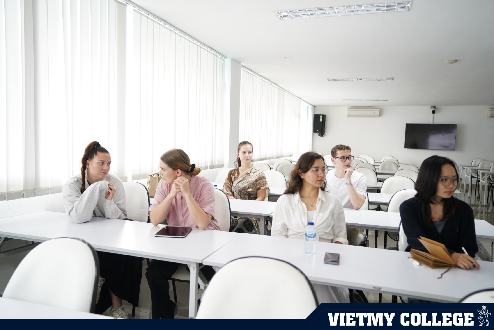 Những trải nghiệm ấn tượng trong chương trình Giao lưu văn hoá tại Bali của Sinh viên Việt Mỹ Hà Nội