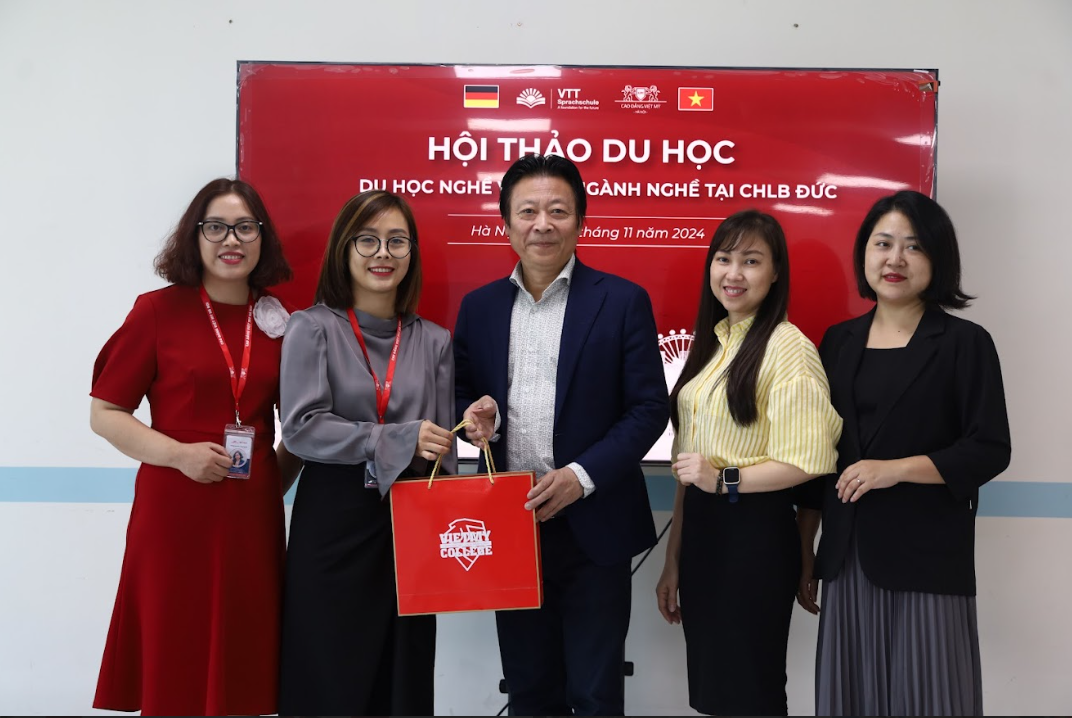Sự Kiện Du Học Nghề Đức tại Trường Cao Đẳng Việt Mỹ Hà Nội: Cơ Hội Vàng Cho Sinh Viên