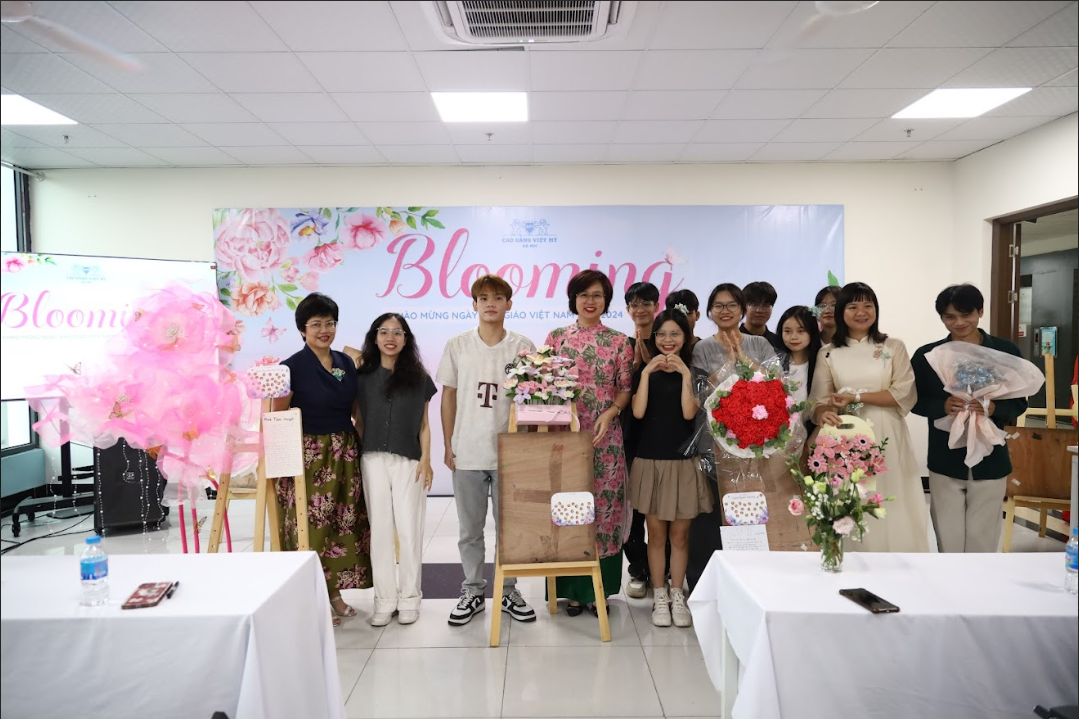 Blooming Meeting Tri Ân Ngày Nhà Giáo Việt Nam 2024 tại Trường Cao Đẳng Việt – Mỹ Hà Nội