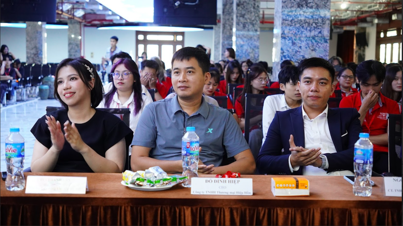 The Next Agency: Sân Chơi Sáng Tạo Cho Sinh Viên Trường Cao Đẳng Việt Mỹ Hà Nội