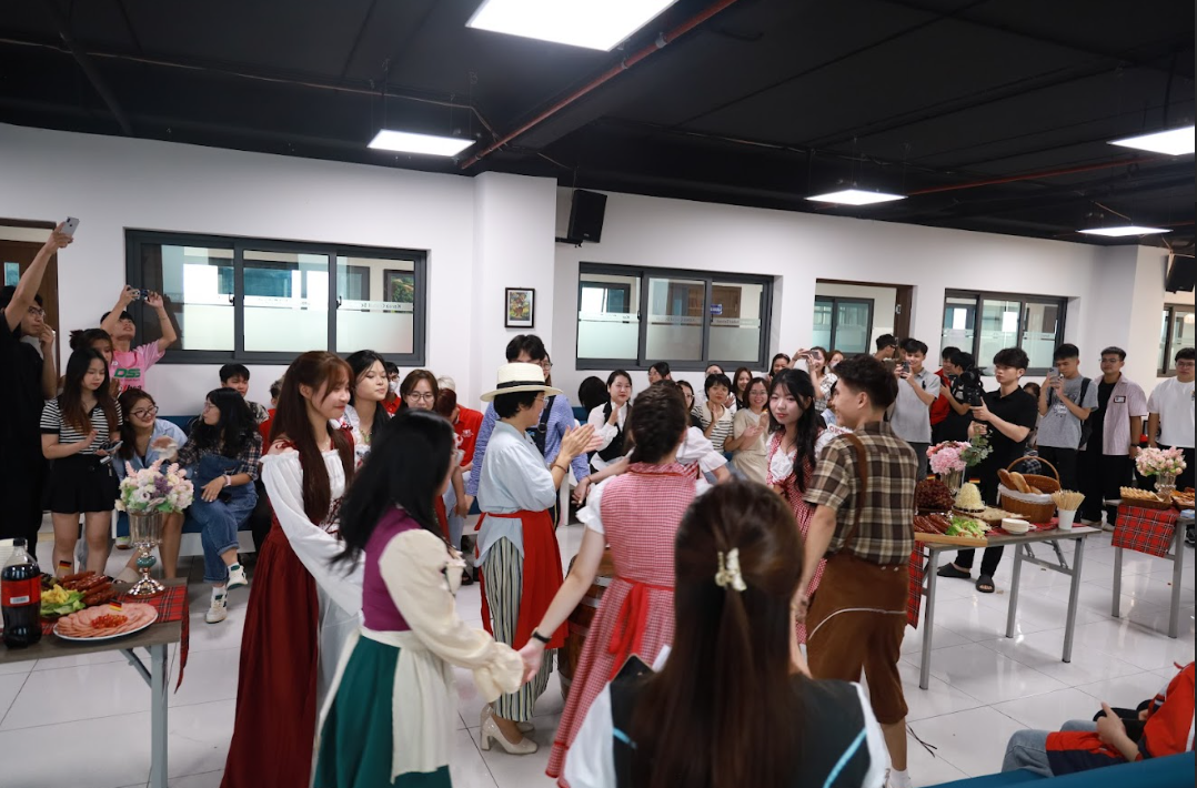 Lễ hội bia Đức Việt Mỹ Hà Nội: Kết nối văn hóa và học tập