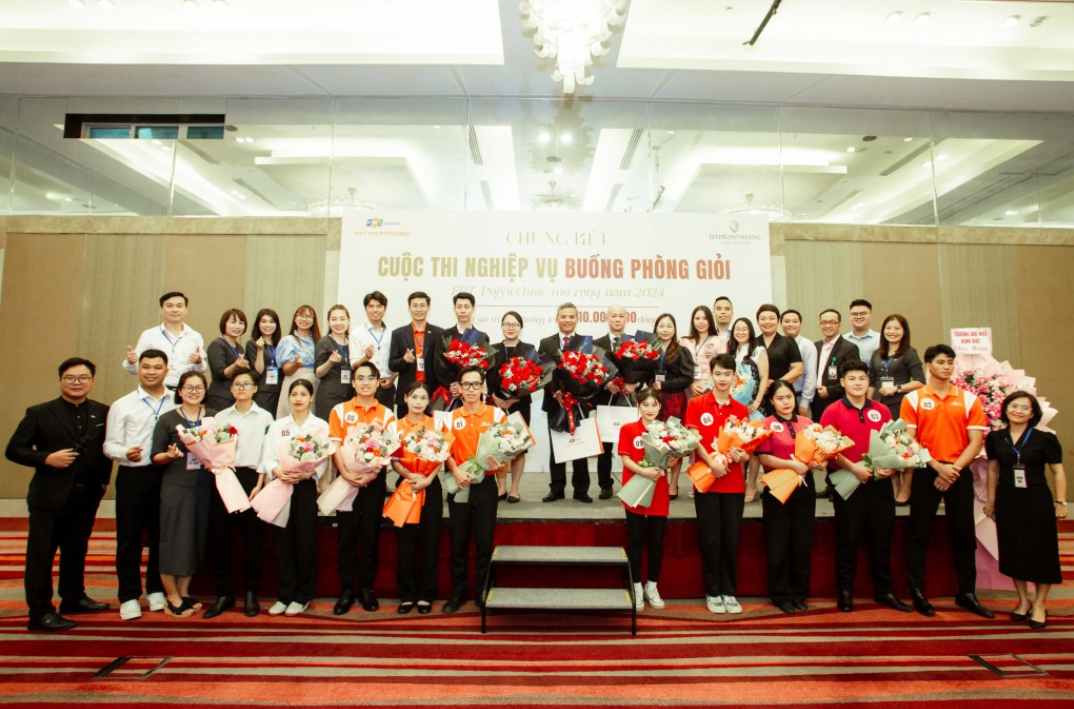 Sinh viên Việt Mỹ Hà Nội giành ngôi vị Á quân tại cuộc thi “Nghiệp vụ buồng phòng giỏi”