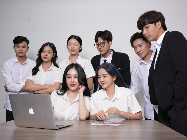 Dự đoán điểm chuẩn ngành hot năm 2025 theo điểm thi tốt nghiệp THPT