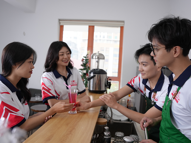Tổng quan các ngành nghề hot hiện nay tại Cao đẳng Việt Mỹ Hà Nội